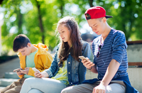Jugendliche und Smartphones